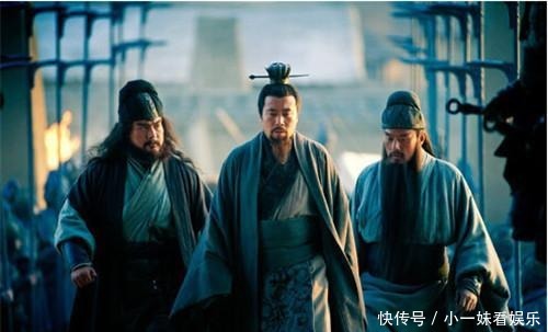 到底|趣谈三国：关羽张飞跟刘备，三兄弟到底是谁傍上了谁？