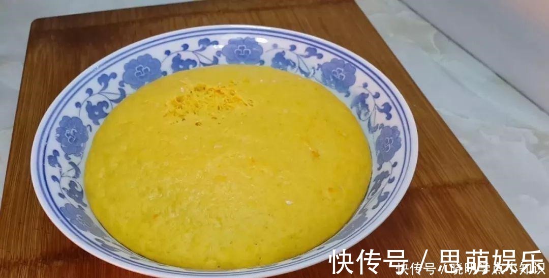 鸡蛋|半个南瓜,1个鸡蛋,不用一滴水,比油条做法简单,比蛋糕都好吃