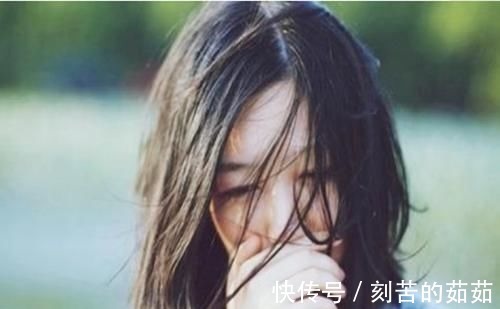 小纸条|进产房前,产妇悄悄给医生塞“小纸条”,短短四行字让人瞬间落泪