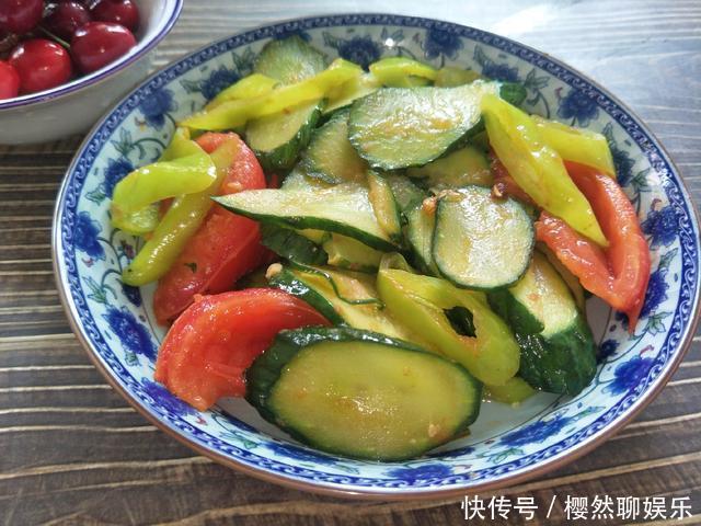 西红柿又有新吃法，加2样食材，锅里简单一炒，香辣多汁超下饭