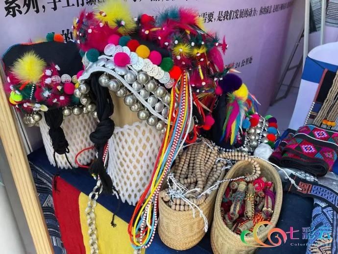  西双版纳|创意云南2020云上文博｜抢眼的西双版纳的民族服饰