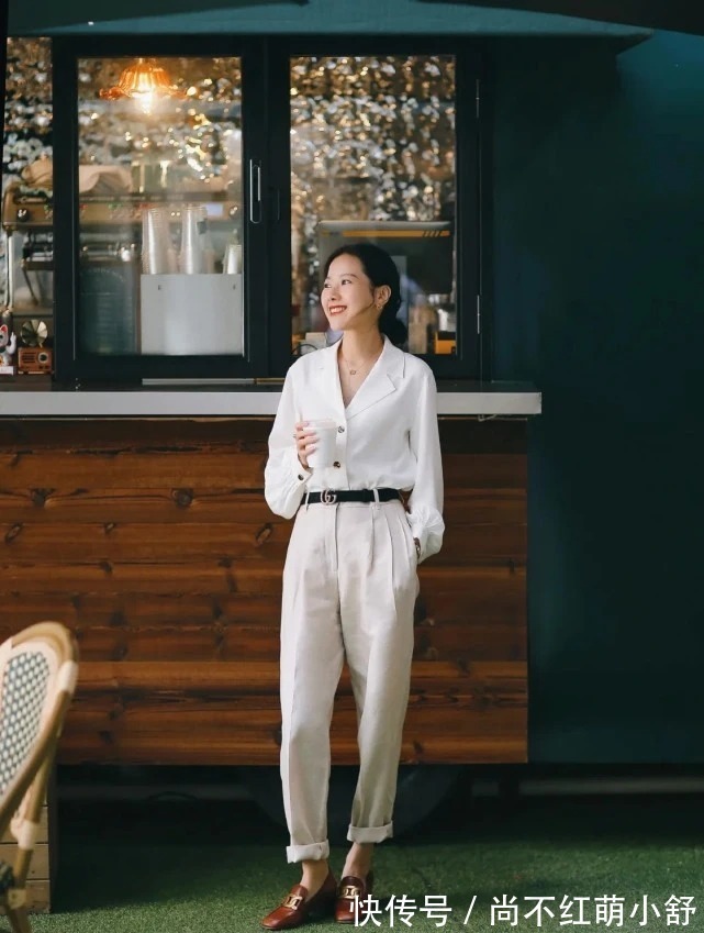 穿搭 30岁女人秋冬怎么穿?我从“3减+2加”搭配思路中,穿出了高级感