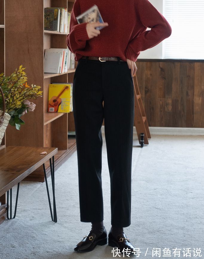 耐磨性|难怪小脚裤失宠了,现在中年女人爱穿“阳离子裤”,百搭又显气质