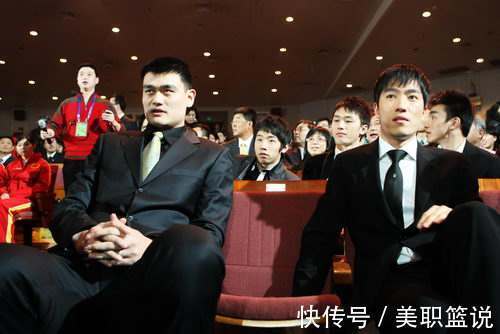 女人味十足|整容了?40岁网球女神李娜大变样,肤白貌美气质出众 女人味十足