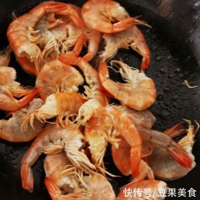 懒人最爱的简单易学的炒大虾来啦！简单又好吃