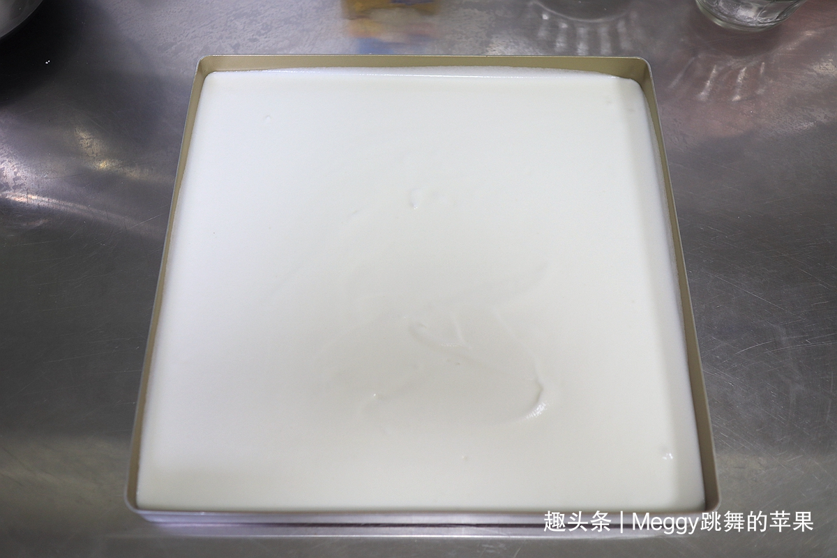 不用鸡蛋黄做的天使蛋糕卷，弹性真好不裂不折，比蛋糕省事