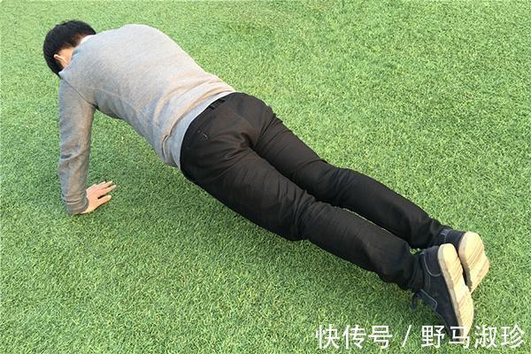 男人|长期坚持做俯卧撑的男人，最后身体怎样了