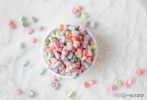 超爱|6种暴露年龄的糖,吃过3种的是大叔辈,第二种我超爱,你吃过吗