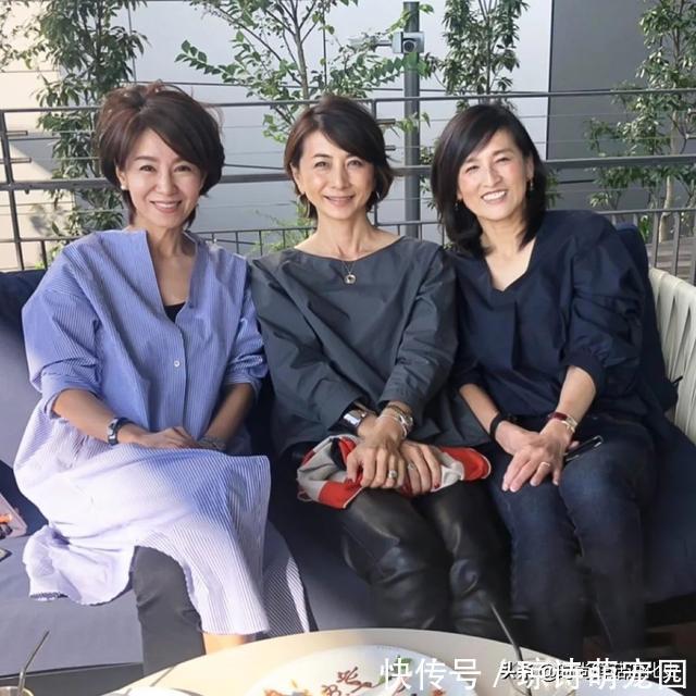 下半身 看了“日本主妇”的穿搭才明白:原来50岁后竟也可以不做老阿姨