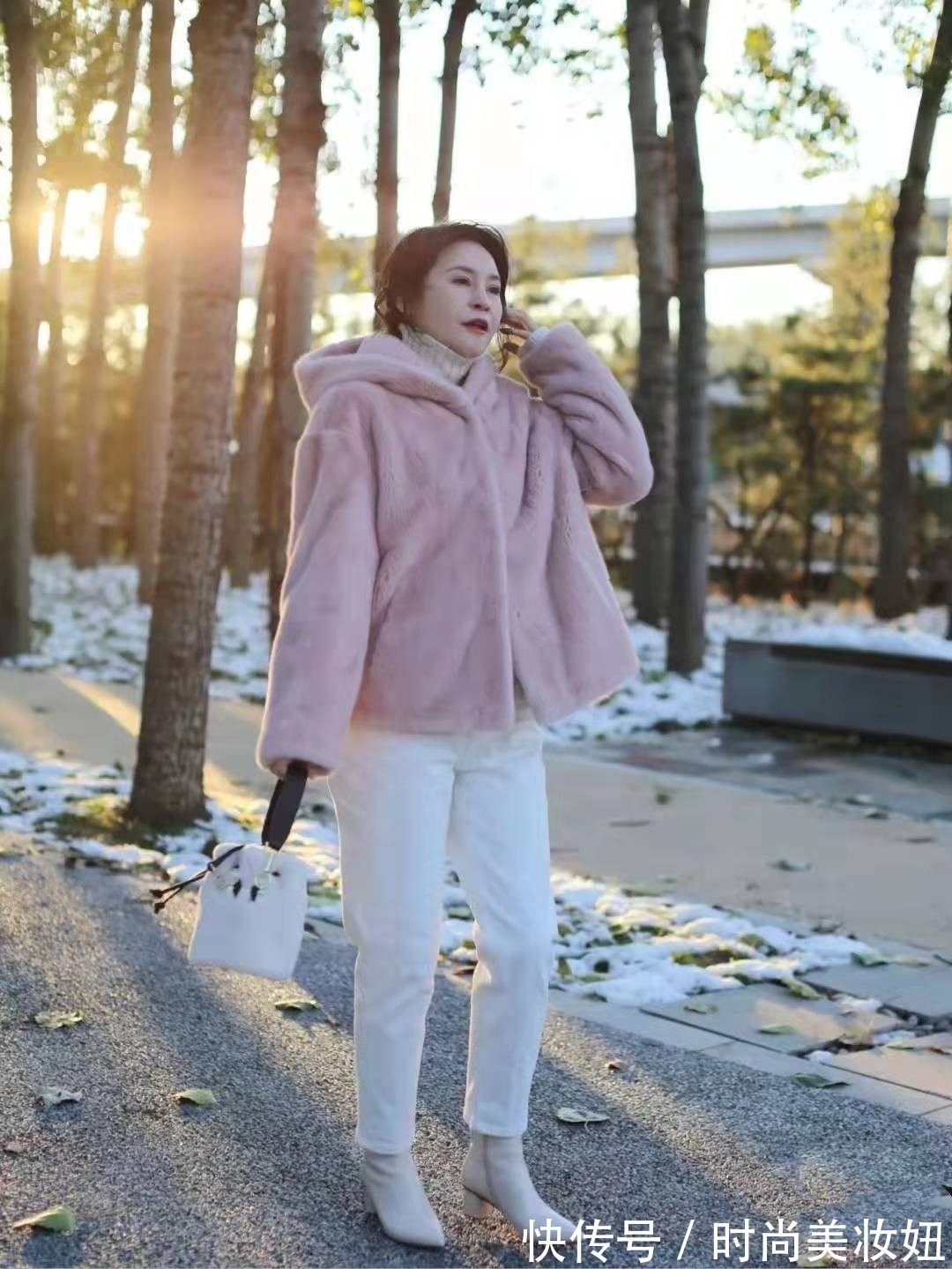 时尚 这才是经典不过时的“外套”,时尚与实用并存,30岁到50岁都适合