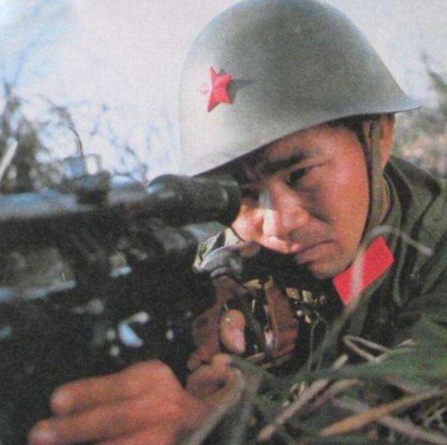 士兵|老山第一杀手，孤身一人苦战40多天，31发子弹击毙30名越南士兵