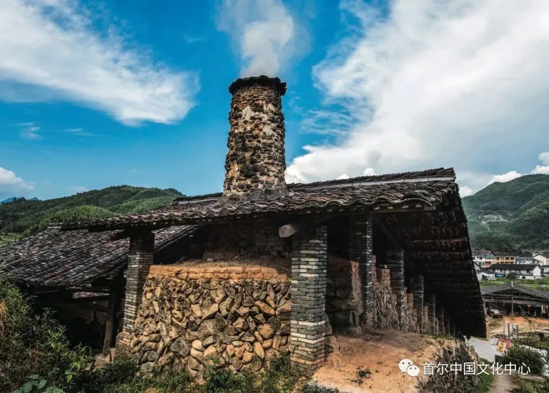  首尔|走出国门、走向世界！海外首个“龙泉青瓷展示角”在韩国首尔中国文化中心落成启动