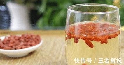 亚硝酸铵|45岁男子查出肝硬化,坚持喝枸杞水“养肝”,1年后肝怎么样了?