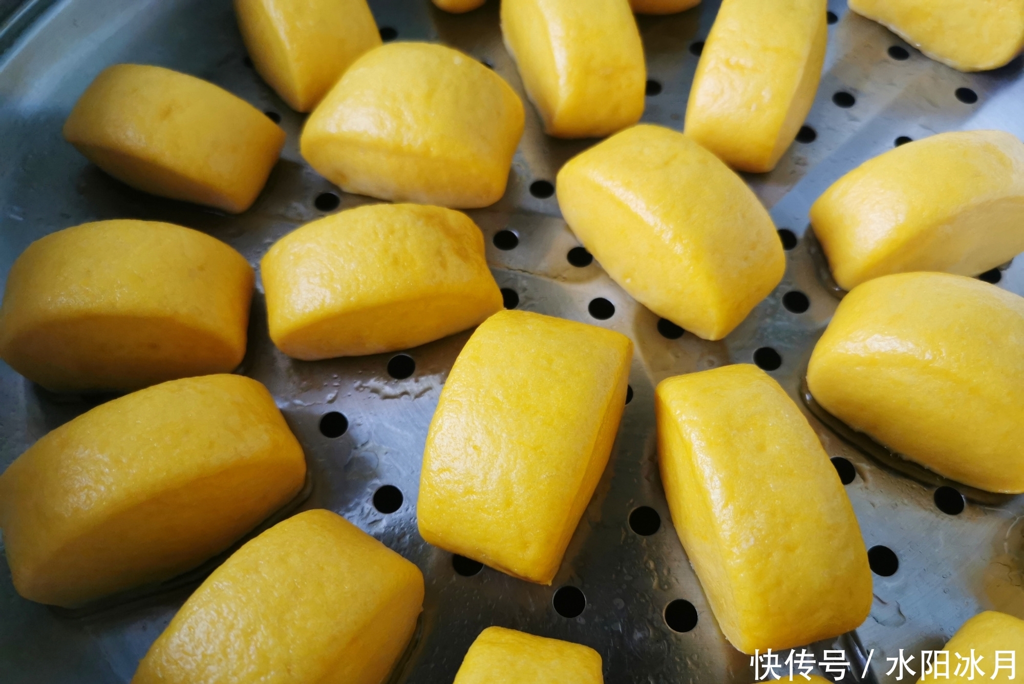 一滴水|用南瓜山药做馒头,一次发酵,不加一滴水,全程只需30分钟