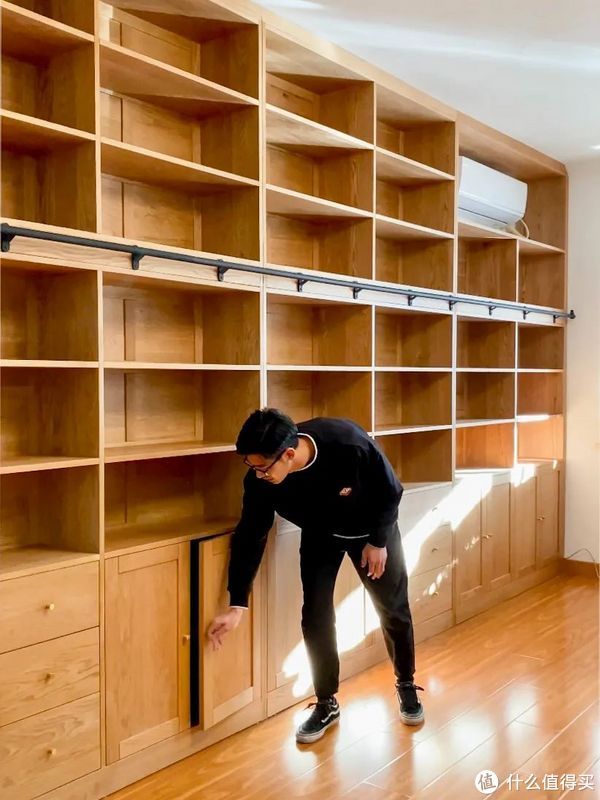 柜体|传说中的带梯书柜，集颜值和收纳于一体，6.6m*2.8m绝绝子