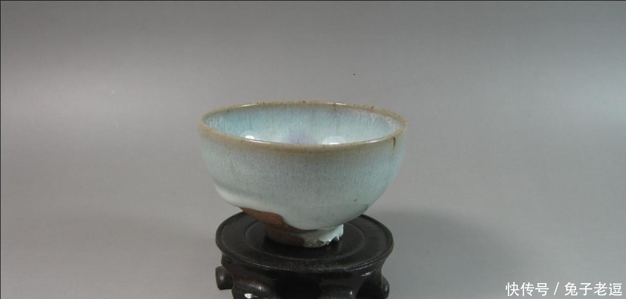 钧窑#一只金代钧窑的碗,釉水像极了汝窑,估价超过3000万