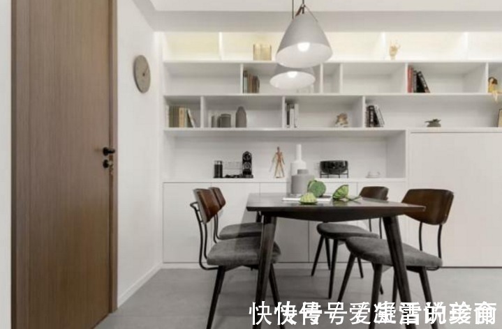 卡座|客厅面积小空间难利用参考这3套经典案例,打造高效多功能客厅