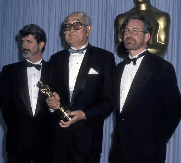 星战|文化观察｜二次元称霸宇宙！为啥《星球大战》改编成日本动漫却不维和？