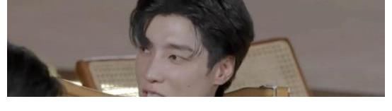 趙文卓|《哥哥》衍生節(jié)目成李承鉉專場，戚薇存在感強(qiáng)，無效營業(yè)讓人逆反