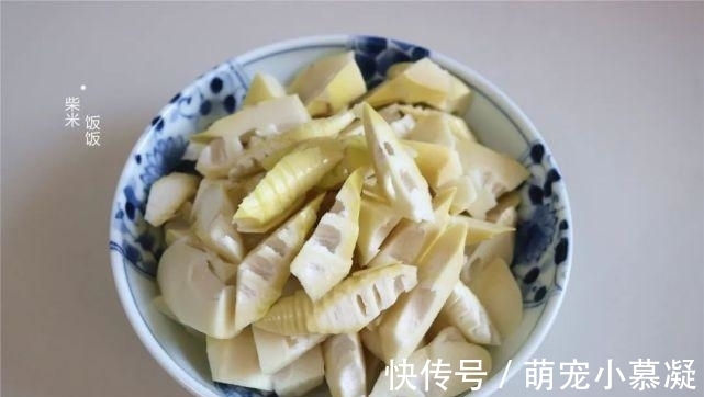 焯水|这汤太鲜了，三种食材一锅炖，不放一粒盐，现在喝正当时