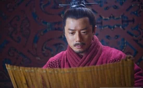 敌军|敌军20万,韩信就3万,如何赢?他用最狠毒手段,千年来无人敢用!