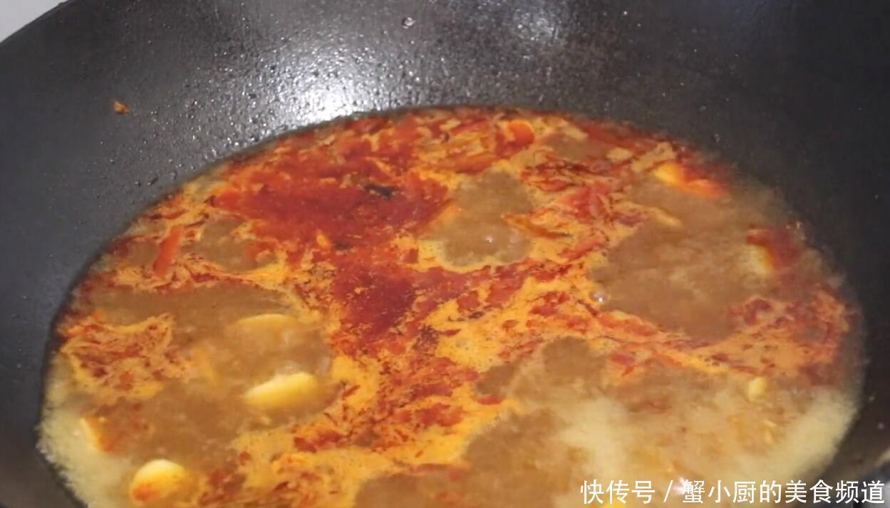 版水|教你家常版水煮肉片，肉片滑嫩无比，鲜香入味，几分钟就能搞定