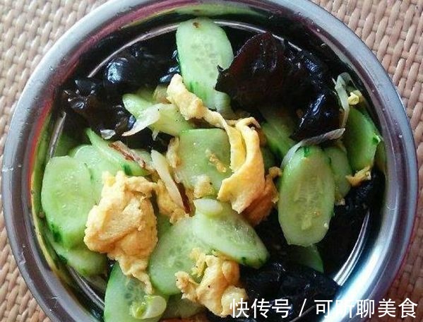 腊肉|美食优选莴笋炒腊肉、蒜薹小炒鸡杂、青瓜木耳炒蛋、干锅辣鸭肠