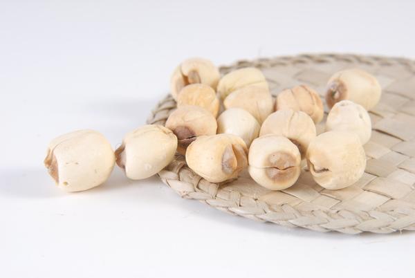 莲子|常吃莲子，心脾胃都养得好好的！但不能和2种食物同吃