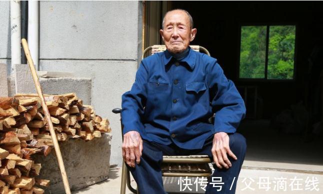 征兆|家里老人若出现4种征兆,子女要多留意,多陪伴他们