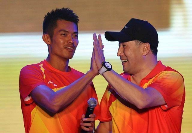 國羽|國羽名將李永波罕見亮相，56歲發(fā)福嚴(yán)重，下課4年生活愜意