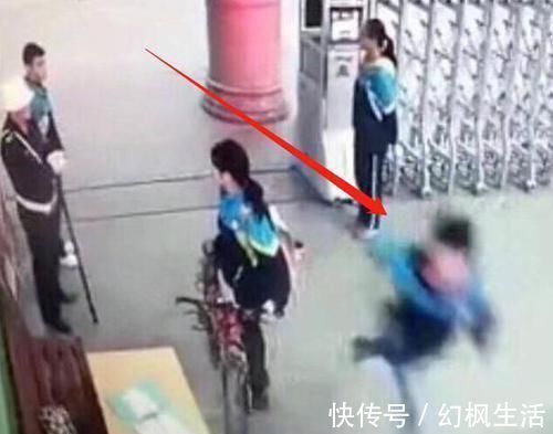 监控|“只要我跑得够快就抓不到我”,小学生迟到,监控仅拍下一道残影