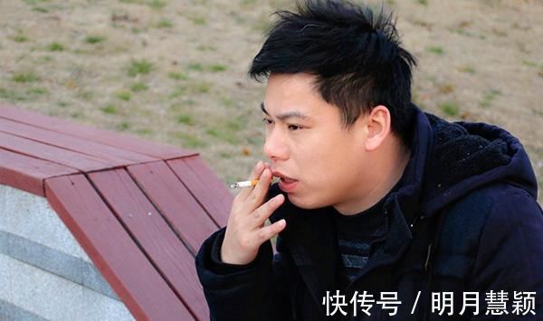 热水泡脚|男性注意:再忙也要做好3件事,少做2件事,坚持下来胜过吃补品