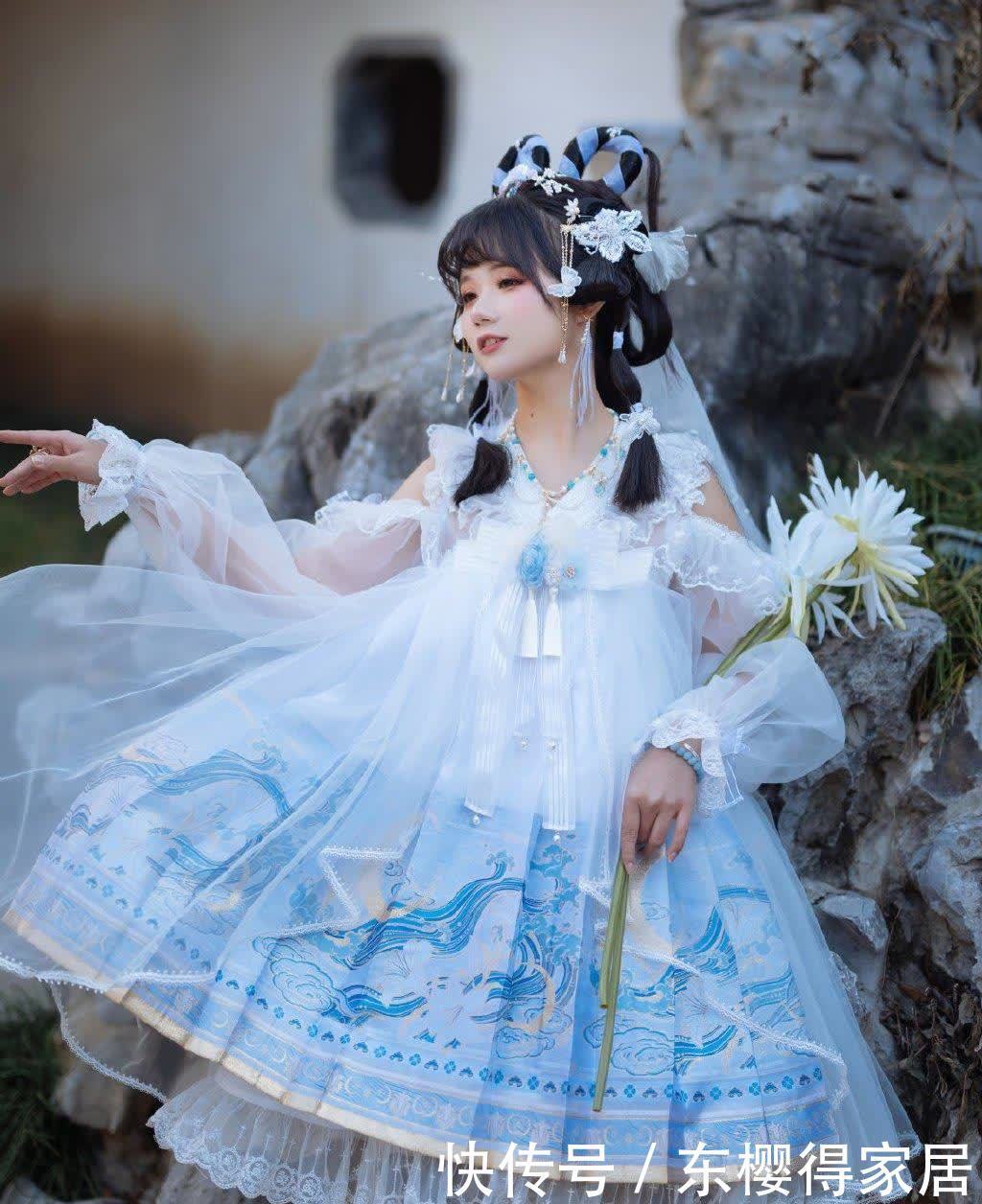 你管这玩意儿叫“洛丽塔”?对不起,我笑了