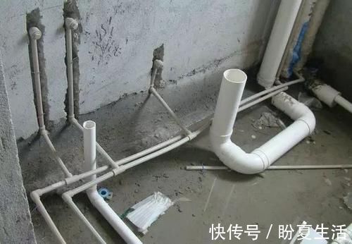 水管|头一次见水管这么走的,看看验收师傅怎么说,涨知识了