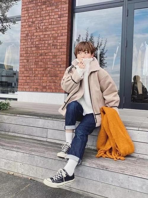  风格|仅一件毛衣搭出“百变风格”，可借鉴的素人穿搭，给足你穿衣灵感