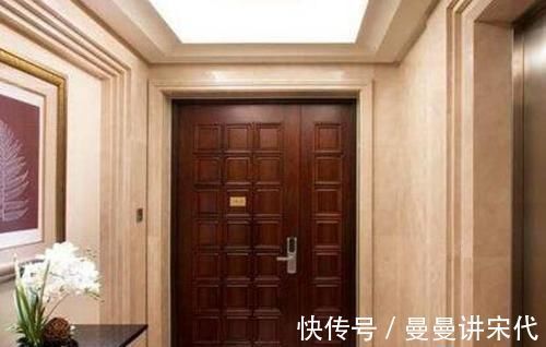 防盗门|良心建材老板透露，开发商装的入户门该不该换，这是听过的好答案