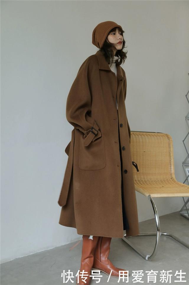 今年的“大衣”别乱买，有这个“高级色”就够