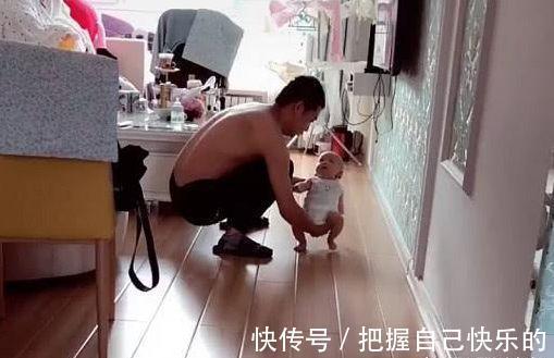 卡西法|“会玩奶爸”带娃练习走路火了,娃一脸无奈:你开心就好
