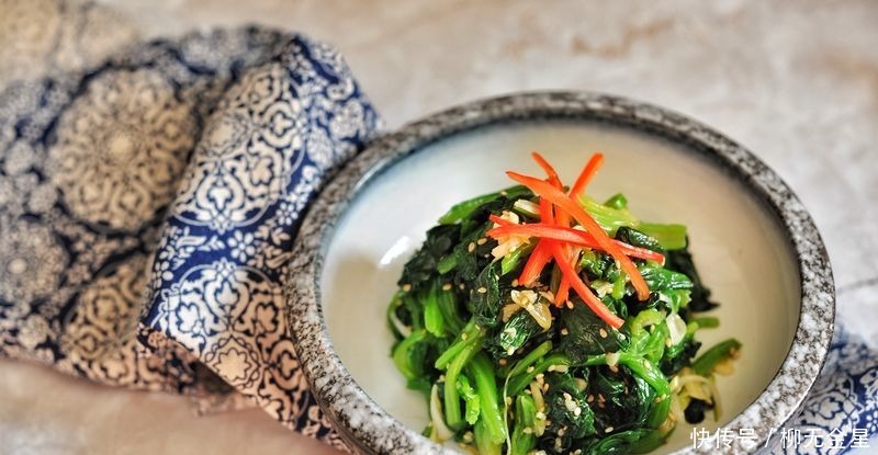 春天，这菜特别鲜，别不知道吃，风味独特有营养，做法简单没难点