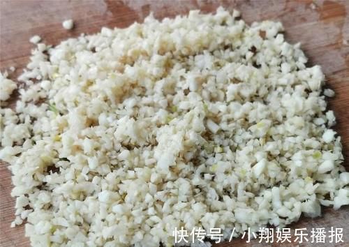 蒜蓉蒸扇贝|今天教你万能蒜蓉汁做法,蒸海鲜,蒜蓉蒸扇贝,烤菜都能用