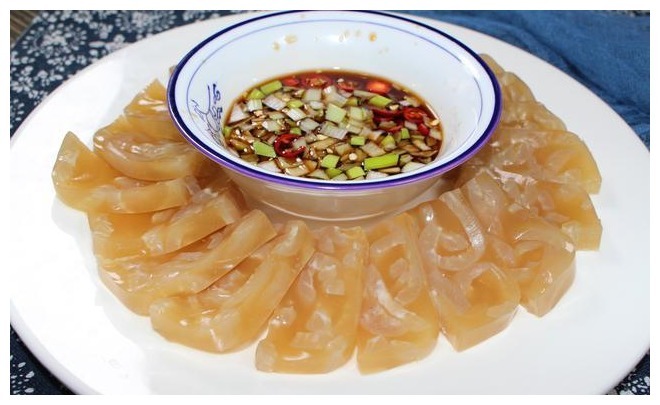 长肉最猛的4道凉菜，爱吃的胖子多，也许你天天都在吃