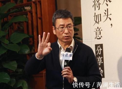 家长|白岩松告诫家长:要想娃有出息,必须狠下心来让他“吃”这3种苦