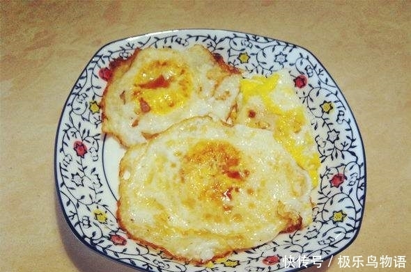 冬季吃鸡蛋营养又美味，但和此物不宜一起食用