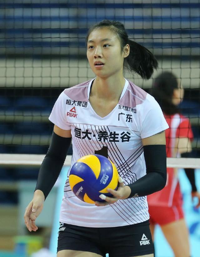 中國(guó)女排|女排迎來大換血！4大超新星異軍突起，2大強(qiáng)力接應(yīng)可替換龔翔宇