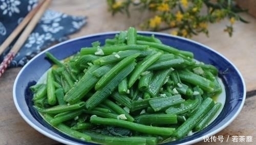 夏天,别错过这菜,1周吃4次,润肠排宿便,皮肤变白了,腰也细了