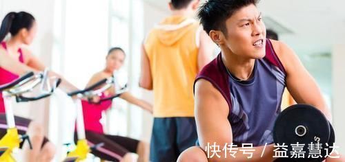 锻炼|5种没卵用的健身行为,这不是健身而是伤身,最好你一个都不要犯