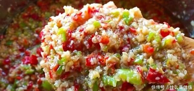 4斤辣椒2斤大蒜,简单一拌,开胃又下饭,一次做4斤能吃半年!