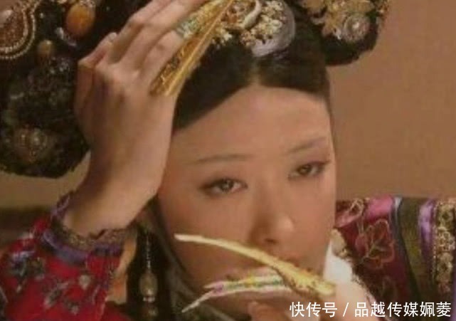 妃子们|清朝妃子为什么要戴假指甲?不只是为了装饰,真实作用其实是它
