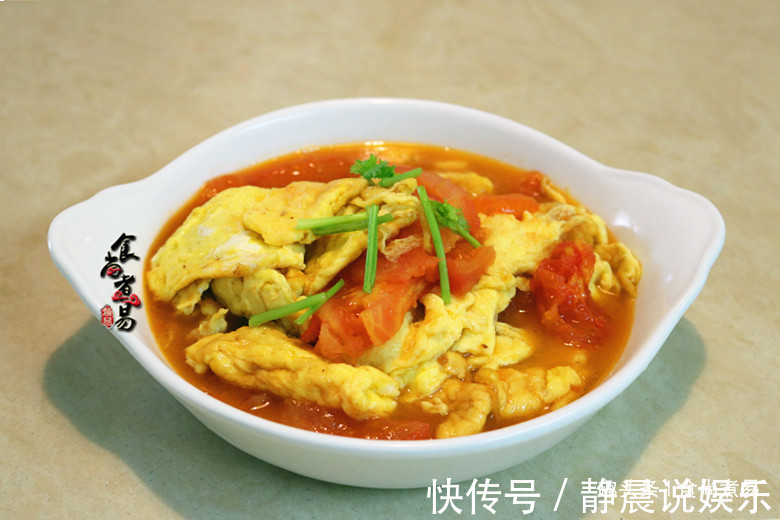 周末家人团聚,我做了此桌菜,家常小炒经济实惠,大家都很满意