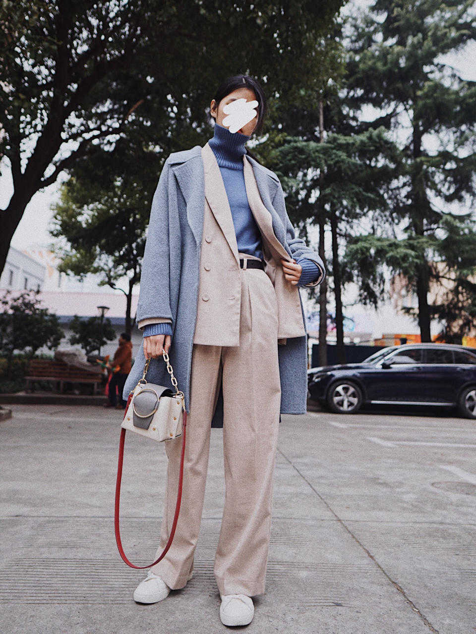 冬天 冬天不想穿羽绒服怎么办?试试毛呢大衣+西装,提升气质又保暖!